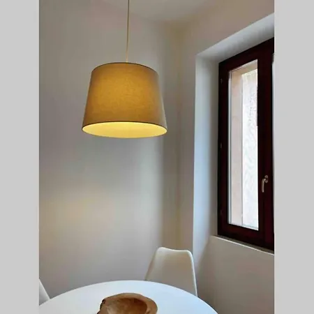 Unconventional Apartment: Centro Storico Con Bici * Mantova